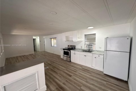 Appartement à louer à Dania Beach, Floride: 2 chambres № 2168227 - photo 3