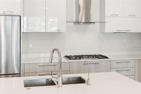 Condo in Sarasota, Florida, 3 bedrooms  № 2395824 - photo 9