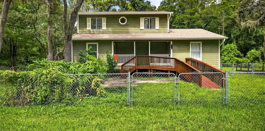 Casa en New Port Richey, Florida 3 dormitorios, 193.24 m2 № 1910291