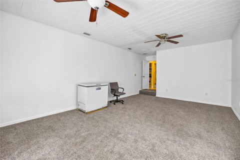 Casa en venta en New Port Richey, Florida, 3 dormitorios, 193.24 m2 № 1910291 - foto 13