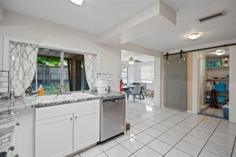 Casa en venta en Holiday, Florida, 2 dormitorios, 95.13 m2 № 1687033 - foto 10