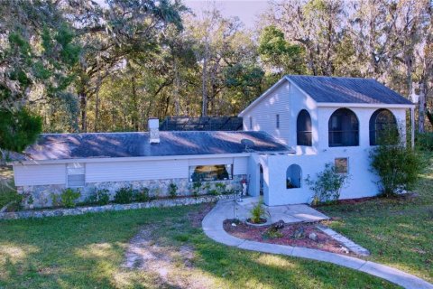 House in Brooksville, Florida 4 bedrooms, 235.97 sq.m. № 1883053 - photo 1