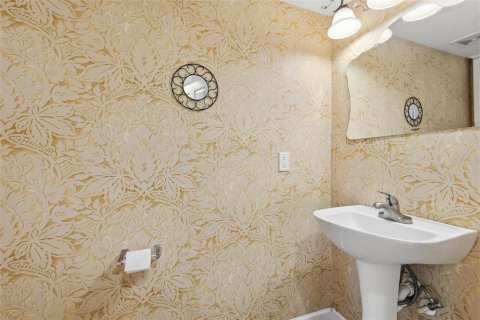 Villa ou maison à vendre à Palm Coast, Floride: 6 chambres, 366.03 m2 № 2430304 - photo 23