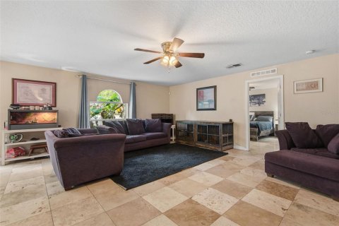 Villa ou maison à vendre à Palm Coast, Floride: 6 chambres, 366.03 m2 № 2430304 - photo 20