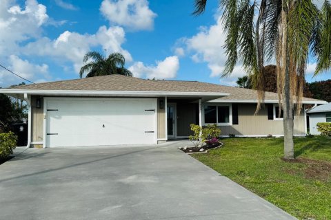 Casa en venta en Port St. Lucie, Florida, 3 dormitorios, 161.46 m2 № 2190234 - foto 4