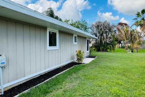 Casa en venta en Port St. Lucie, Florida, 3 dormitorios, 161.46 m2 № 2190234 - foto 9