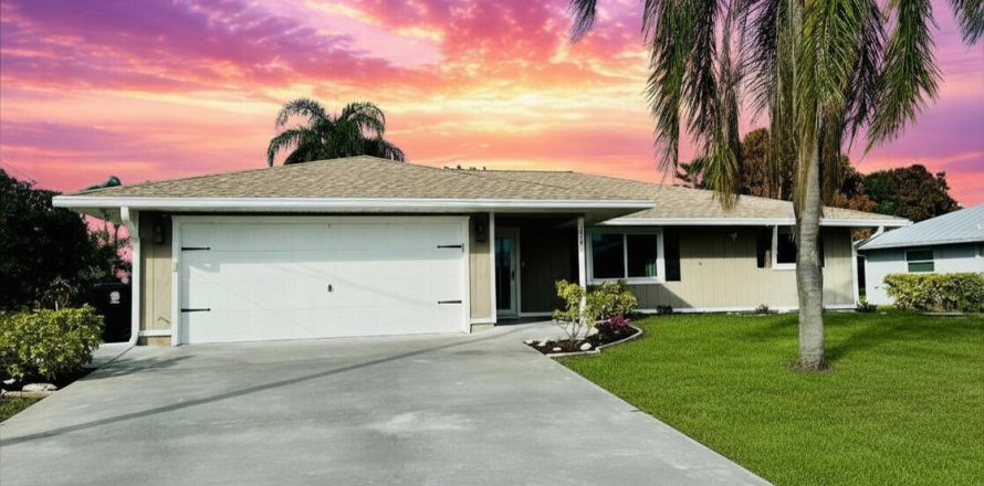 Casa en Port St. Lucie, Florida 3 dormitorios, 161.46 m2 № 2190234