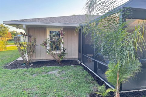 Casa en venta en Port St. Lucie, Florida, 3 dormitorios, 161.46 m2 № 2190234 - foto 7