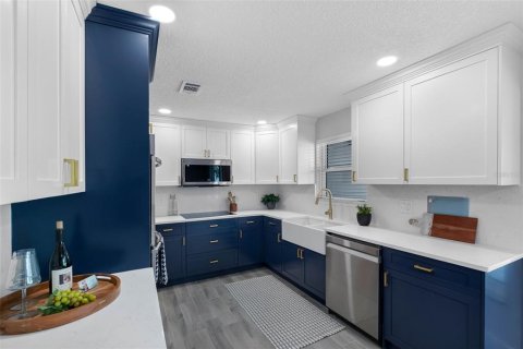 Villa ou maison à vendre à Clearwater, Floride: 3 chambres, 180.32 m2 № 2203768 - photo 8
