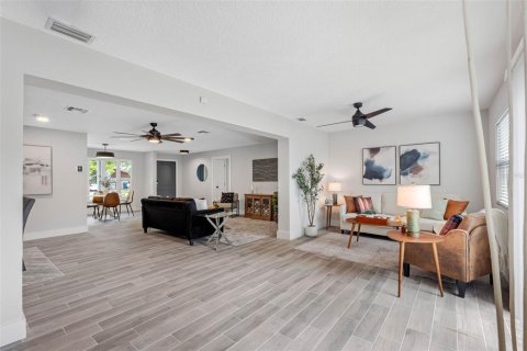Villa ou maison à vendre à Clearwater, Floride: 3 chambres, 180.32 m2 № 2203768 - photo 15