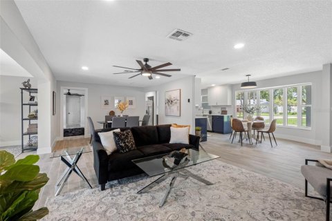 Villa ou maison à vendre à Clearwater, Floride: 3 chambres, 180.32 m2 № 2203768 - photo 13