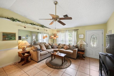 House in Port Charlotte, Florida 3 bedrooms, 123.37 sq.m. № 2388127 - photo 8