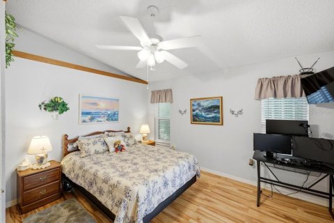 House in Port Charlotte, Florida 3 bedrooms, 123.37 sq.m. № 2388127 - photo 24