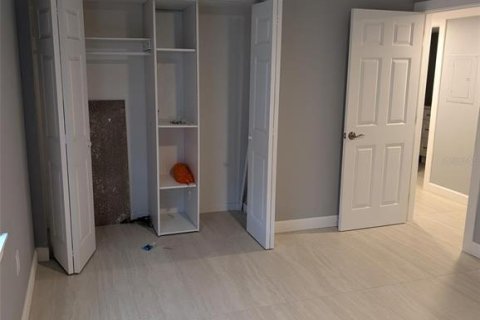 Condo in Tampa, Florida, 2 bedrooms  № 2204889 - photo 5