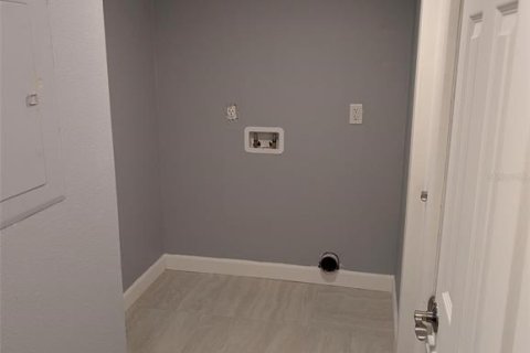 Condo in Tampa, Florida, 2 bedrooms  № 2204889 - photo 10