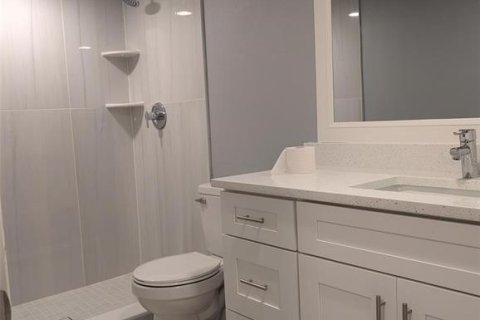 Condo in Tampa, Florida, 2 bedrooms  № 2204889 - photo 9