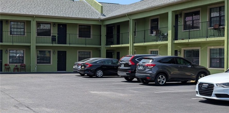 Condo in Tampa, Florida, 2 bedrooms  № 2204889