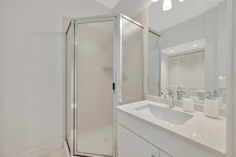 Townhouse in Bradenton, Florida 3 bedrooms, 282.98 sq.m. № 1876073 - photo 24