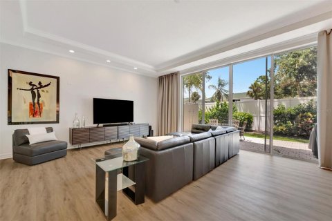 Townhouse in Bradenton, Florida 3 bedrooms, 282.98 sq.m. № 1876073 - photo 18