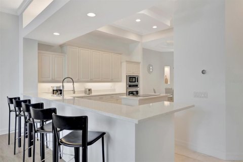 Townhouse in Bradenton, Florida 3 bedrooms, 282.98 sq.m. № 1876073 - photo 14