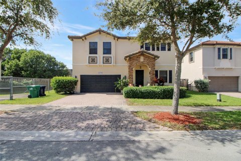 Villa ou maison à louer à Miami, Floride: 4 chambres № 1950902 - photo 4