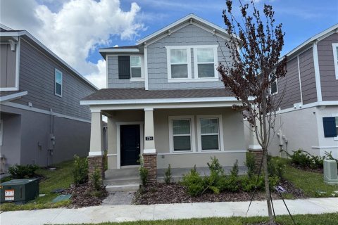 House in DeBary, Florida 4 bedrooms, 187.94 sq.m. № 1910065 - photo 2