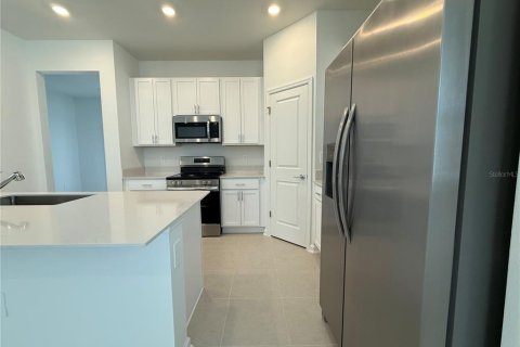 House in DeBary, Florida 4 bedrooms, 187.94 sq.m. № 1910065 - photo 14