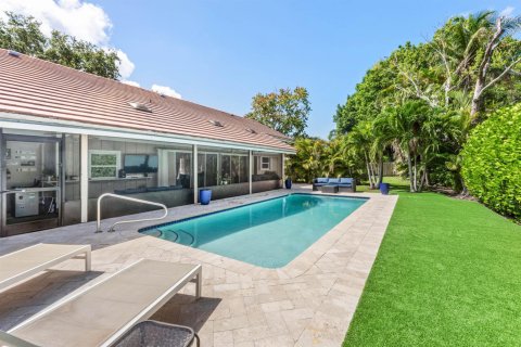 House in Jupiter, Florida 3 bedrooms, 158.03 sq.m. № 2319353 - photo 27