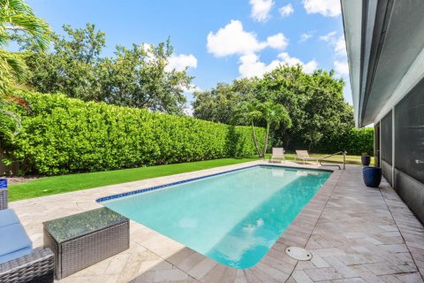 House in Jupiter, Florida 3 bedrooms, 158.03 sq.m. № 2319353 - photo 29