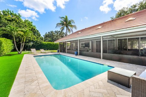 House in Jupiter, Florida 3 bedrooms, 158.03 sq.m. № 2319353 - photo 30