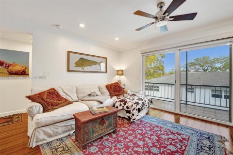 Condominio en venta en Fort Lauderdale, Florida, 2 dormitorios, 113.15 m2 № 2047353 - foto 7