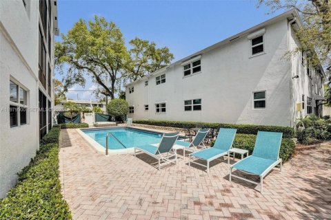 Condominio en venta en Fort Lauderdale, Florida, 2 dormitorios, 113.15 m2 № 2047353 - foto 29
