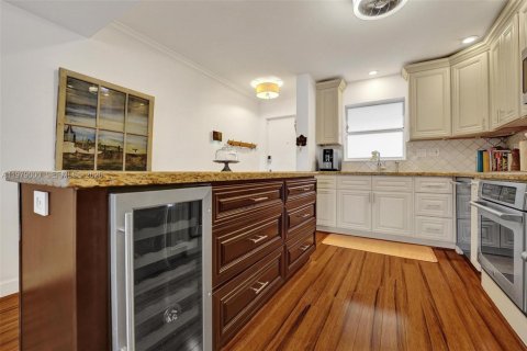 Condominio en venta en Fort Lauderdale, Florida, 2 dormitorios, 113.15 m2 № 2047353 - foto 11