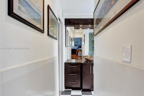 Condominio en venta en Fort Lauderdale, Florida, 2 dormitorios, 113.15 m2 № 2047353 - foto 19