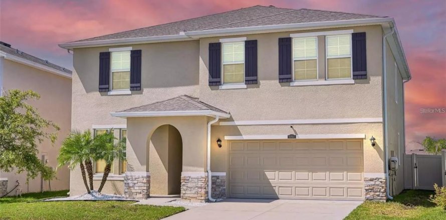 Villa ou maison à San Antonio, Floride 5 chambres, 272.58 m2 № 2151088