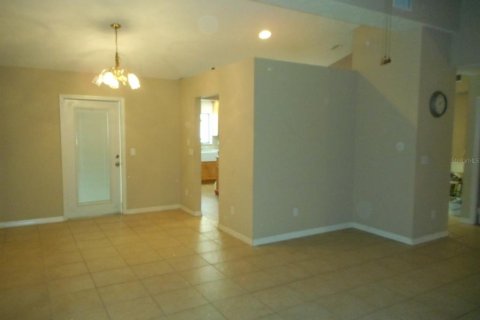 House in Ocala, Florida 3 bedrooms, 191.56 sq.m. № 1851417 - photo 9