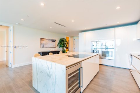 Copropriété à vendre à Bal Harbour, Floride: 3 chambres, 197.88 m2 № 2088909 - photo 27