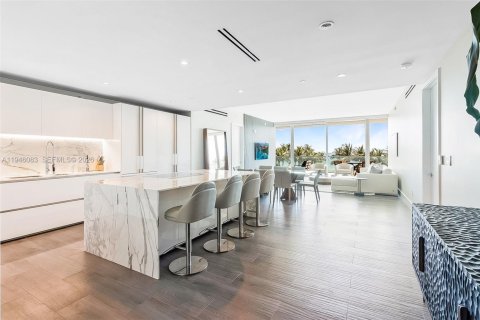 Copropriété à vendre à Bal Harbour, Floride: 3 chambres, 197.88 m2 № 2088909 - photo 18