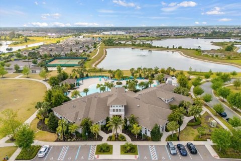 Villa ou maison à vendre à Winter Garden, Floride: 5 chambres, 263.84 m2 № 2294899 - photo 2