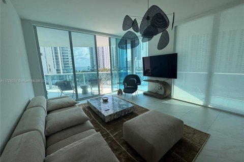 Copropriété à louer à Sunny Isles Beach, Floride: 3 chambres, 195.09 m2 № 1959773 - photo 4