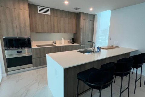 Copropriété à louer à Sunny Isles Beach, Floride: 3 chambres, 195.09 m2 № 1959773 - photo 6