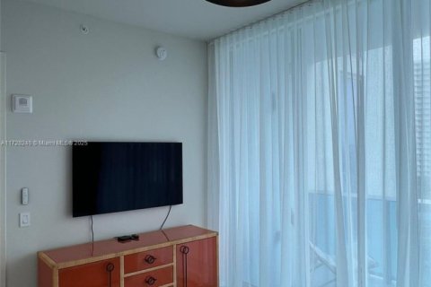 Copropriété à louer à Sunny Isles Beach, Floride: 3 chambres, 195.09 m2 № 1959773 - photo 14