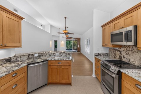 Casa en venta en Mount Dora, Florida, 3 dormitorios, 138.8 m2 № 2410641 - foto 11