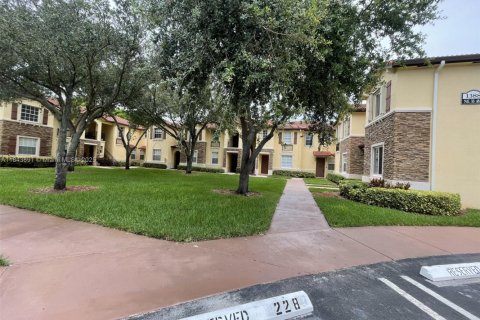 Adosado en venta en Homestead, Florida, 3 dormitorios, 128.11 m2 № 1839409 - foto 23