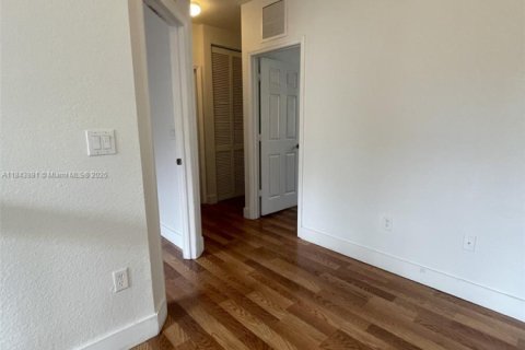 Adosado en venta en Homestead, Florida, 3 dormitorios, 128.11 m2 № 1839409 - foto 13