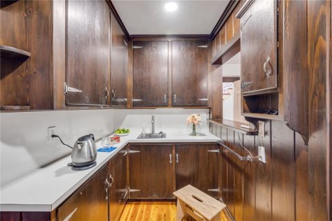 Casa en venta en Ormond Beach, Florida, 5 dormitorios, 459.68 m2 № 1619466 - foto 17