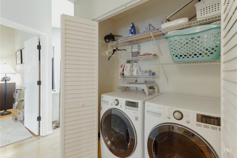 Купить таунхаус в Трежер-Айленд, Флорида 4 комнаты, 91.97м2, № 2208728 - фото 25