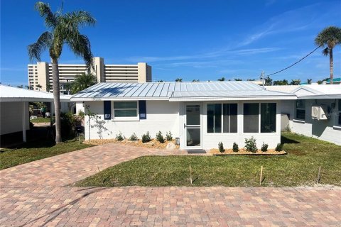 Villa ou maison à Sarasota, Floride 2 chambres, 72.46 m2 № 2136307