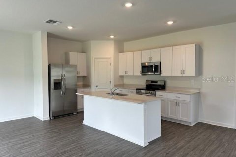 House in Ocala, Florida 4 bedrooms, 174.56 sq.m. № 1918506 - photo 14