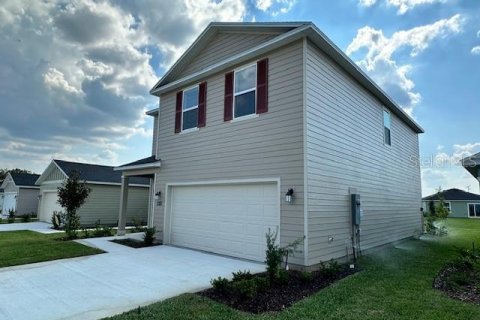 House in Ocala, Florida 4 bedrooms, 174.56 sq.m. № 1918506 - photo 2